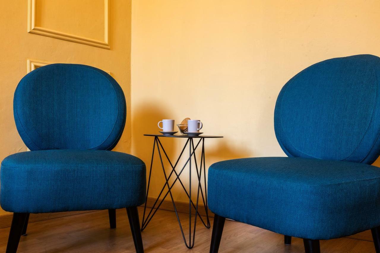 Historic Center Palace - Huge 4 Bedrooms Santa Croce Apartment - By LikehomeΦλωρεντία Εξωτερικό φωτογραφία